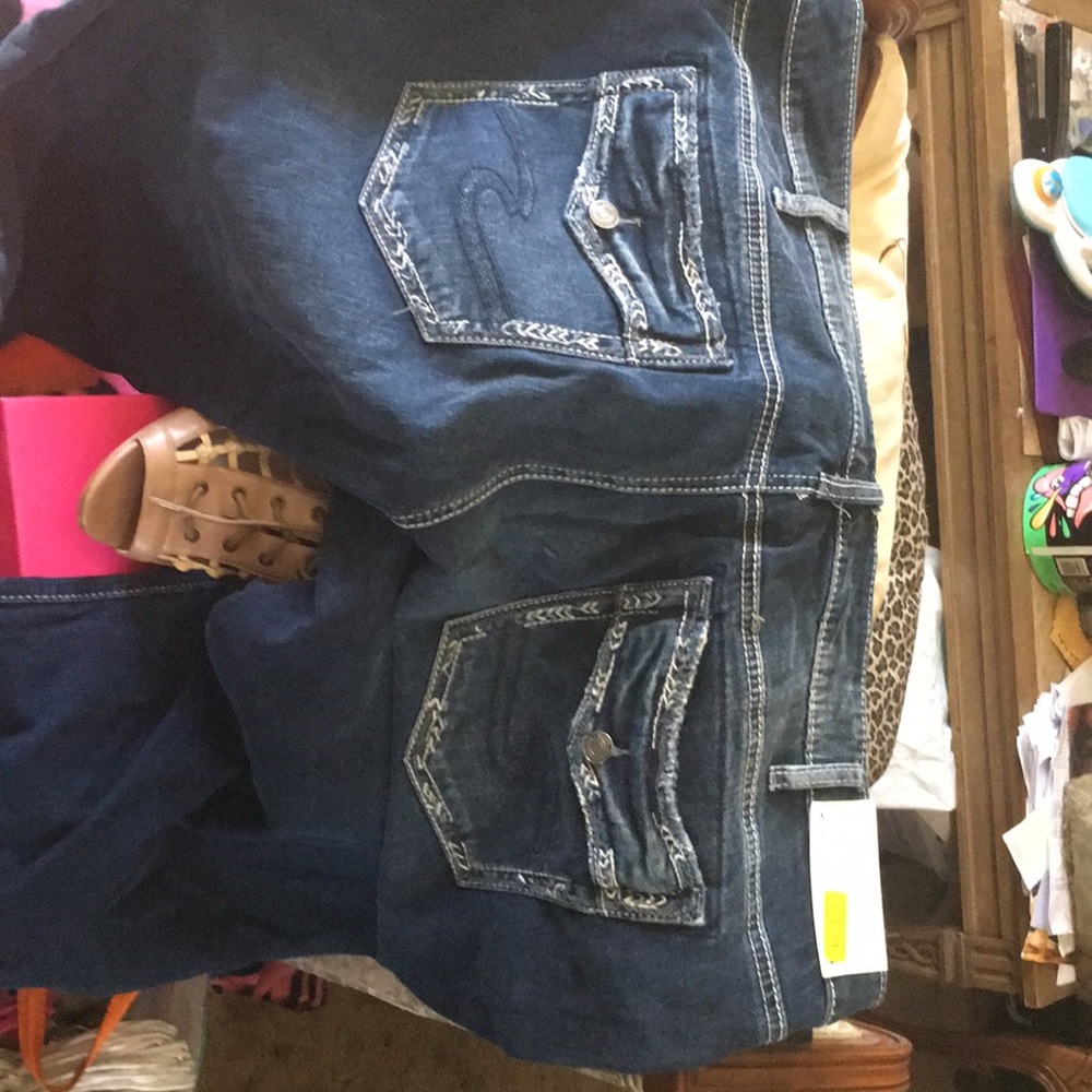 Jeans